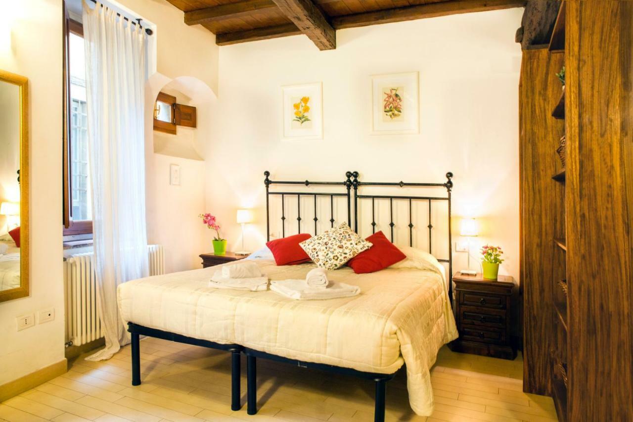 Art Apartment Vicolo Del Panico Флоренція Екстер'єр фото
